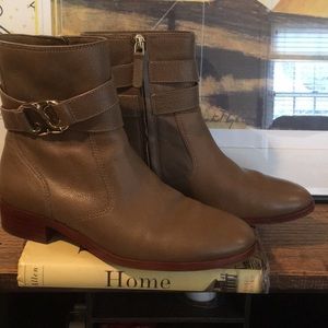 Tory Burch Gemini Link 🔥size 6 1/2.